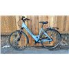 Image 2 : HYPER BLUE 6 SPEED ELECTRIC BICYCLE WITH DISC BRAKES & CHARGER *WORKING CONDITION UNKNOWN*