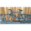Image 2 : CANNONDALE BLUE 21 SPEED BICYCLE WITH DISC BRAKES