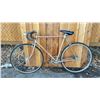 Image 2 : UNIVEGA NUOVO SPORT BROWN 6 SPEED BICYCLE WITH DISC BRAKES