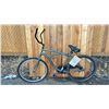 Image 2 : CAPITOL GREY SINGLE SPEED BICYCLE