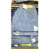 Image 1 : LEVIS 725 HIGH-RISE BOOTCUT JEANS *SIZE 30 34 - 4 PAIRS*