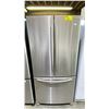 Image 1 : SAMSUNG STAINLESS STEEL FRENCH DOOR FRIDGE WITH ROLLOUT FREEZER 32"W