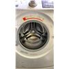 Image 6 : SAMSUNG FRONT LOAD WASHER & DRYER SET WITH PEDESTALS
