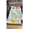 Image 1 : LEVIS EASE JEANS *SIZE 40 30 - 2 PAIRS*