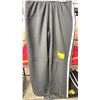 Image 2 : REFUGE ATHLETICS WIDE LEG BLACK SWEATPANTS *SIZE LARGE - 1 PAIRS*