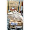 Image 1 : BEIGE SIZE 9 UGGS