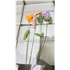 Image 2 : BOX OF FABRIC FLOWERS