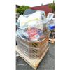 Image 2 : PALLET OF - BEAN BAG FILLING, SPIN MOP, SLEDS, BATH MAT, COFFE MAKER, LUNCH BOX, VACUUM SEALER &