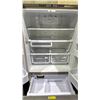 Image 2 : SAMSUNG STAINLESS STEEL 32"W BOTTOM FREEZER REFRIGERATOR