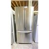 Image 1 : SAMSUNG STAINLESS STEEL 32"W FRENCH DOOR BOTTOM FREEZER REFRIGERATOR