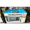 Image 1 : HAMILTON BEACH 1.1 CU. FT CAPACITY MICROWAVE OVEN