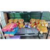 Image 1 : SHELF OF TEDDY BEARS & OUTDOOR BEACH BLANKETS