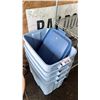 Image 1 : 4 BINS WITH 1 LID