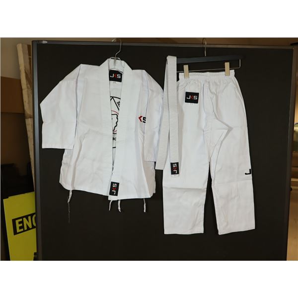 UNIFORME DE KARATÉ GR: 0/120 BLANC LOGO JKS