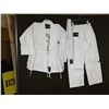 Image 1 : UNIFORME DE KARATÉ GR: 0/120 BLANC LOGO
