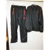 Image 1 : ENS. DE VÊTEMENTS SPORTS NOIR LOGO JKS/TEAM JKS GR 3XL