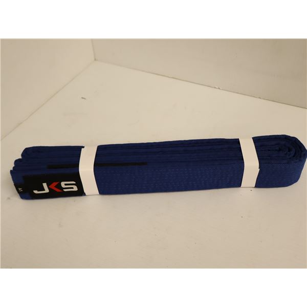 CEINTURE (KARATE GOJU IOGKF) LOGO JKS BLEU SR GR A1