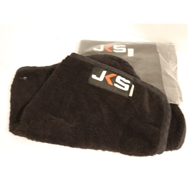 ESSUIE-MAINS 80% COTON 20% POLYESTER NOIR LOGO JKS 22"X15"