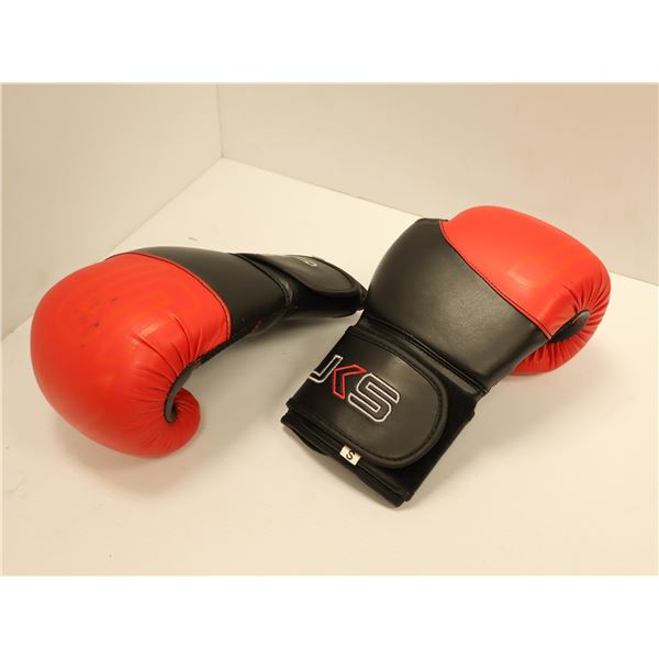 PAIRE DE GANTS DE SPARRINGLOGO JKS NOIR/BLANC/ROUGE GR S *NEUF*