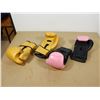 Image 2 : LOT: 2 PAIRE DE GANTS DE BOXE LOGO JKS NOIR/ROSE OR GR: ASST