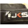 Image 3 : LOT: 4 PAIRES DE PROTÈGE-TIBIAS LOGO JKS NOIR  GR: ASST
