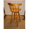 Image 2 : TABOURET DE BAR BOIS