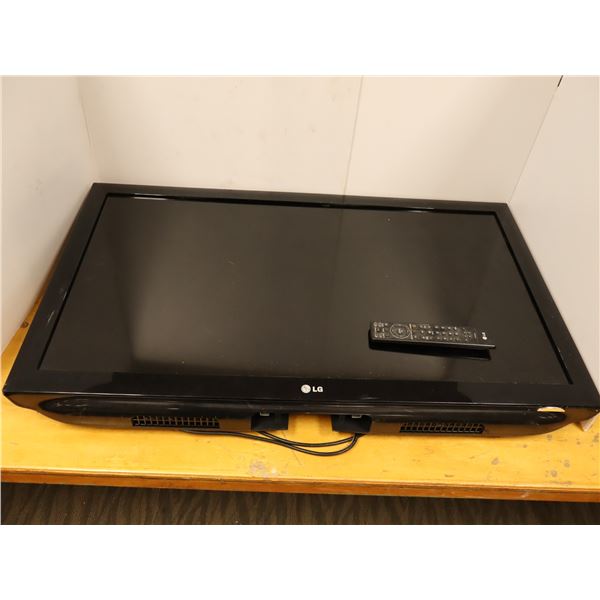 TÉLÉVISION 42" LG 42LD450 AVEC TELECOMMANDE SANS PIED