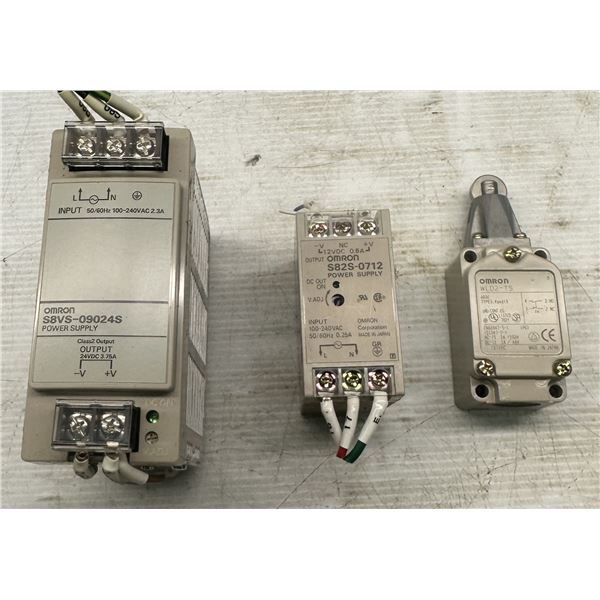 Lot of (3) Omron Items #S8VS-09024S/ED2 / #S82S-0712 / #WLD2-TS