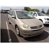Image 2 : 2004 Toyota Sienna