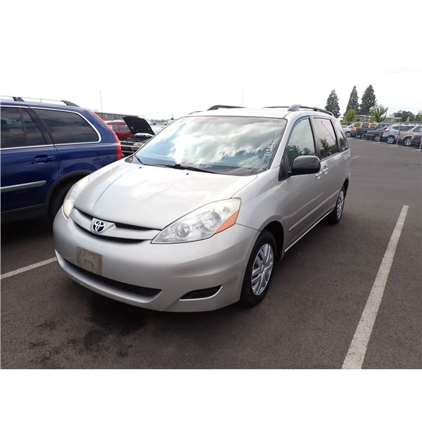 2008 Toyota Sienna