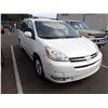 Image 2 : 2004 Toyota Sienna