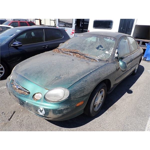 1999 Ford Taurus