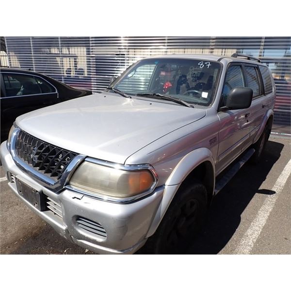 2002 Mitsubishi Montero Sport