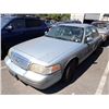 Image 1 : 2003 Ford Crown Victoria