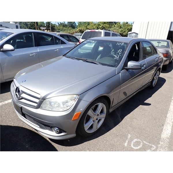 2010 Mercedes-Benz C300