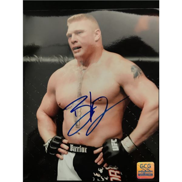 BROCK LESNAR SIGNED 8X10 - GCG COA