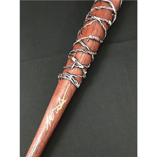 JEFFREY DEAN MORGAN SIGNED NEEGAN BAT - ACE COA