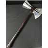 Image 3 : CHRIS HEMSWORTH AND CHRIS EVANS SIGNED LARGE PROP AXE