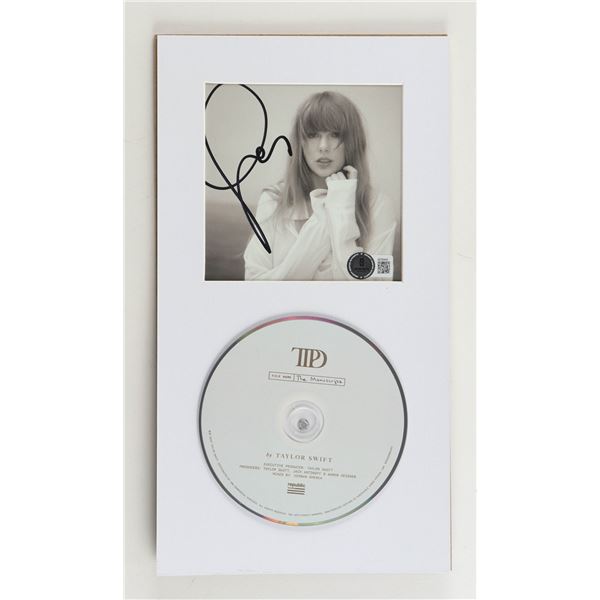 TAYLOR SWIFT SIGNED AND FRAMED CD SLEEVE - BECKETT COA