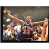 Image 1 : PATRICK EWING SIGNED 11 X 14 PHOTO WITH COA