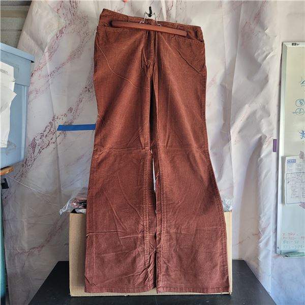 Lot of 19 Pairs of Brand New Corduory Pants