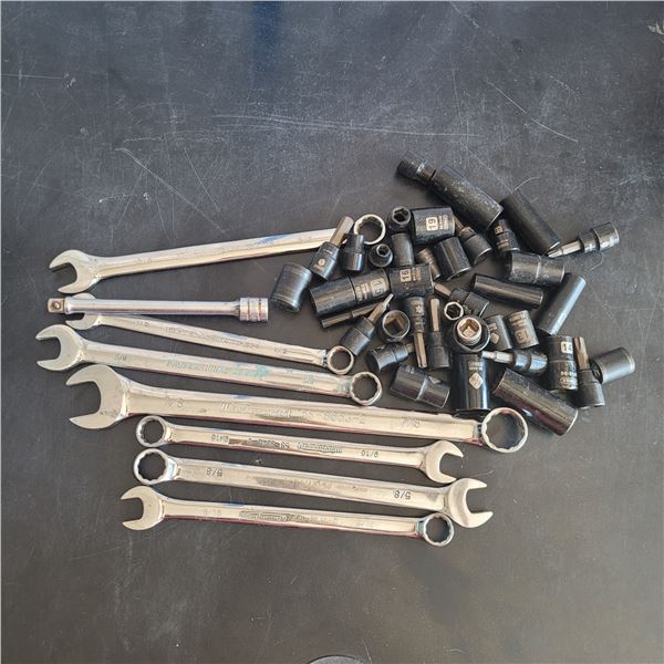 Lot of Clean Wrenches Socket Lot
