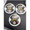 Image 2 : Scotch Indoor Mounting Tape Mega Roll 15 lb 6.8 kg Capacity Set of 3
