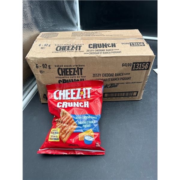 Cheez-It Crunch Zesty Cheddar Ranch Crackers, 6-Count 92g Bags