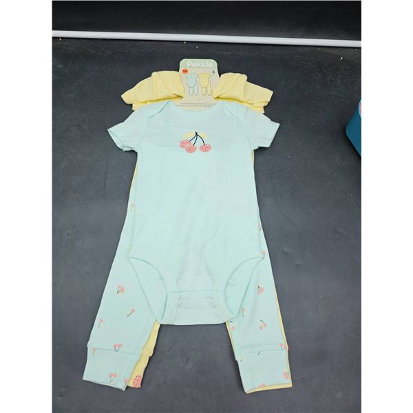 Pekkie 9M Organically Grown Cotton Sets, Two Outfits