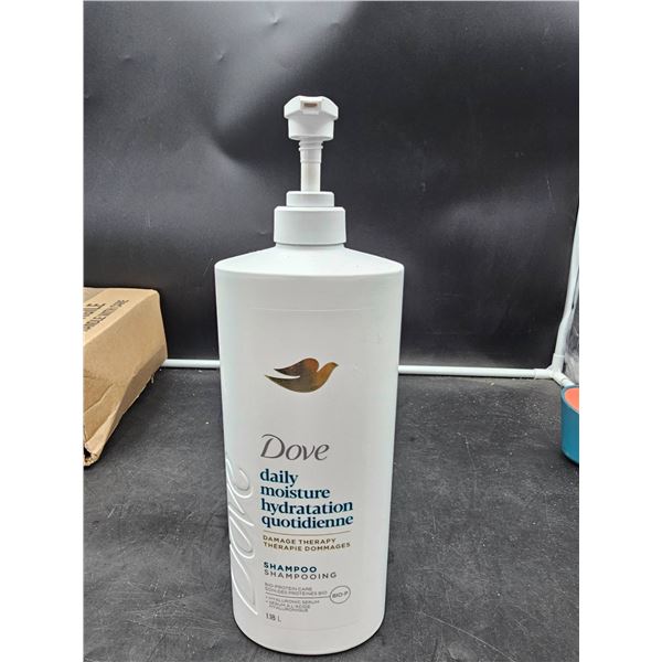 Dove Daily Moisture Hydration 1.18 L Shampoo with Pump Dispenser