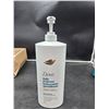 Image 1 : Dove Daily Moisture Hydration 1.18 L Shampoo with Pump Dispenser