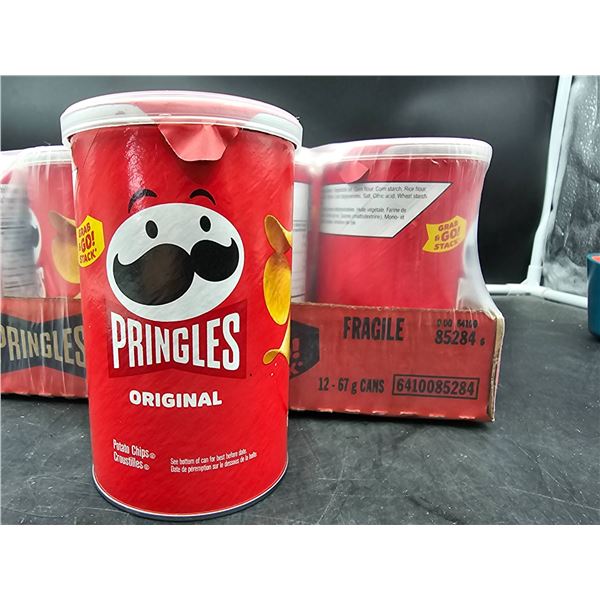 Pringles Original Potato Crisps 12-Pack, Net Weight 67g Each