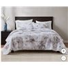 Image 1 : Natori 3 Pc Quilt Queen-Size Comforter Set