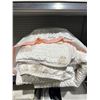 Image 2 : Natori 3 Pc Quilt Queen-Size Comforter Set